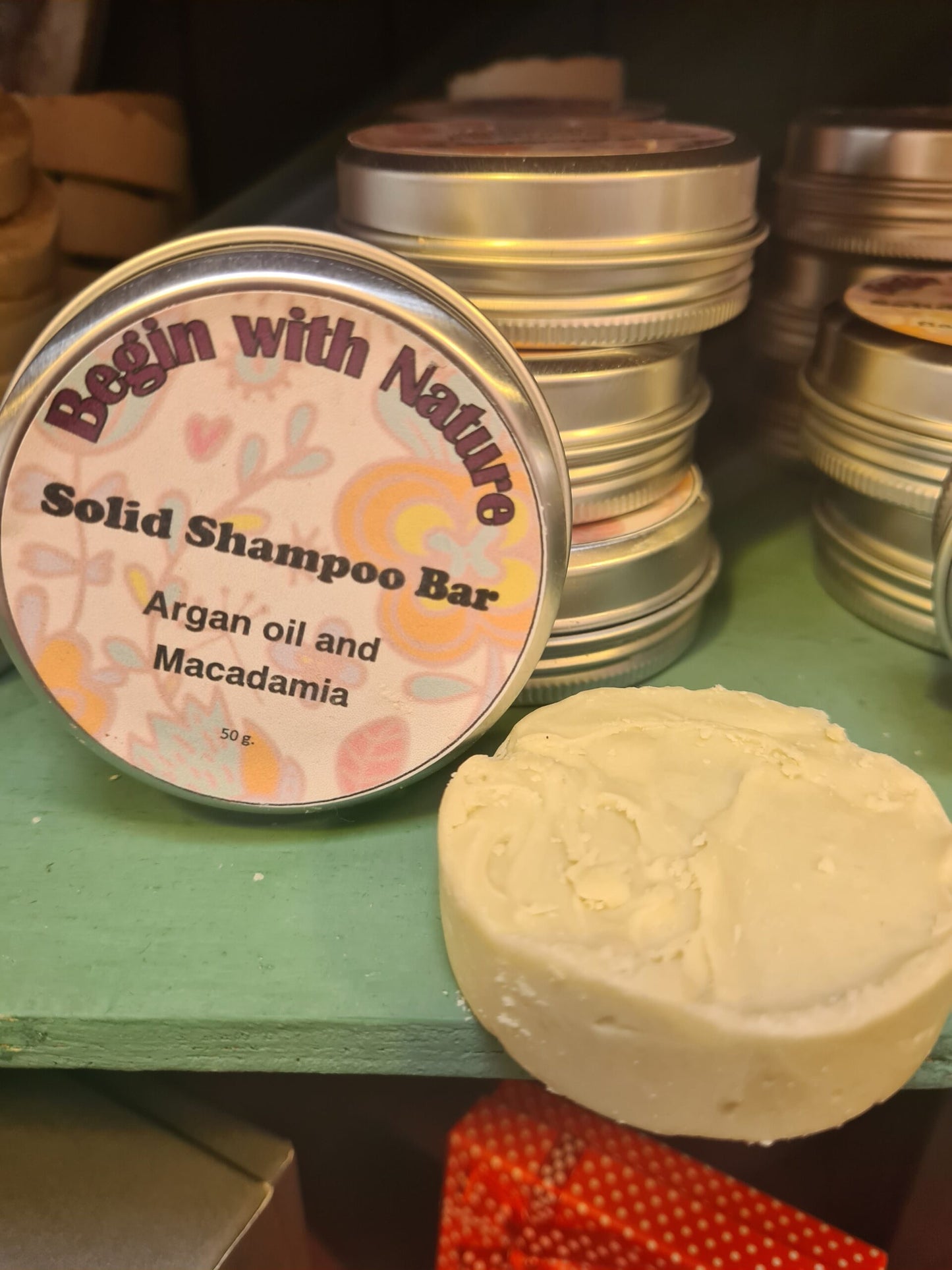 Argan and Macadamia Shampoo bar - Shampoo bar in tin image